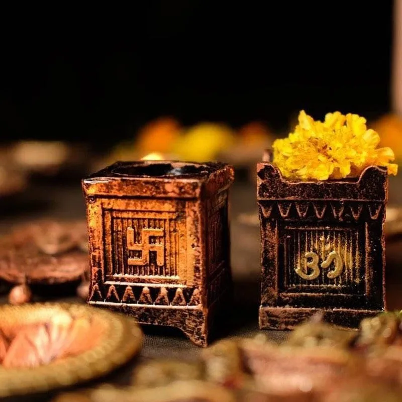 Tulsi Tea Light Holder - Set Of Four media 7