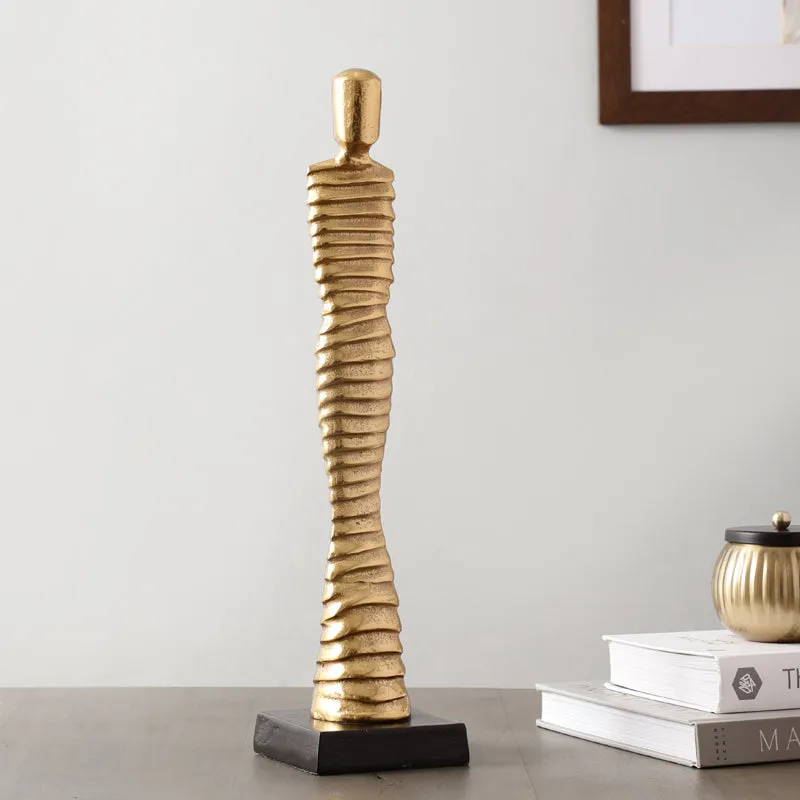 Lady Lara Showpiece - Gold media 1