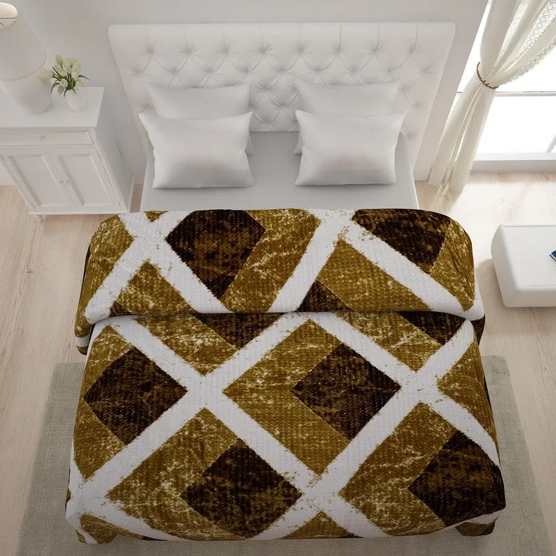 Monte Carlo Amber Aura Blanket - 800 GSM media 4