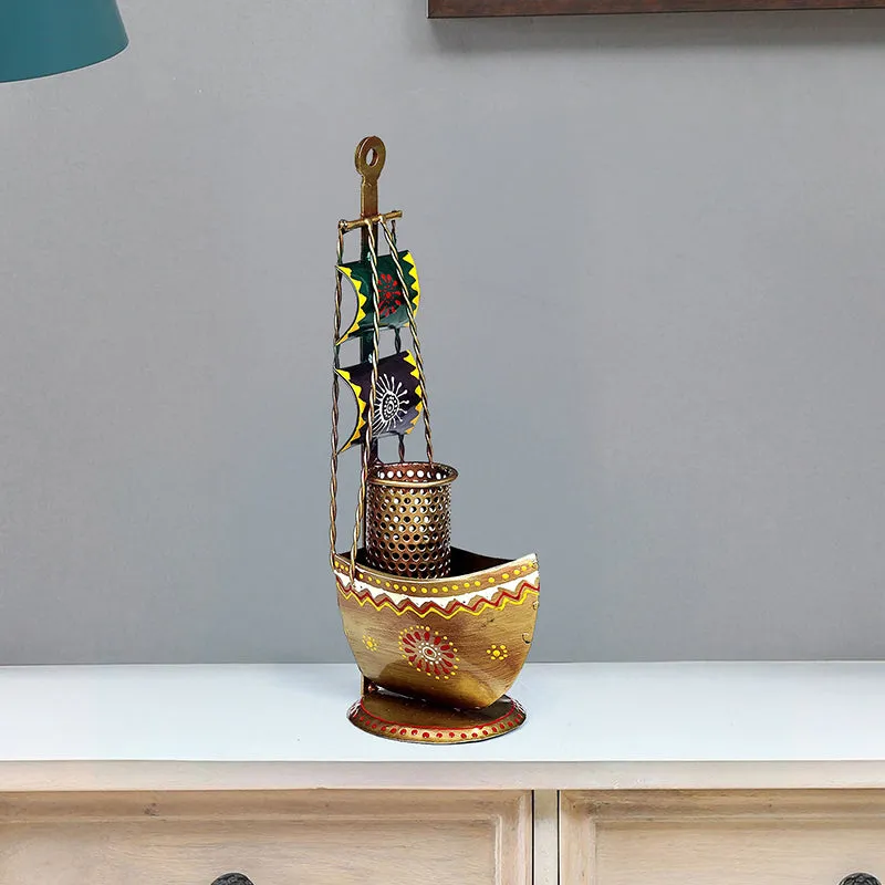Sail Away Pen Stand media 1