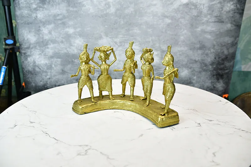Folk Gather Showpiece media 7