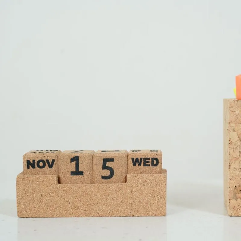 Artisan Desk Calendar Showpiece media 9