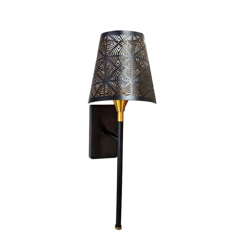 Tyvora Metal Wall Lamp media 5