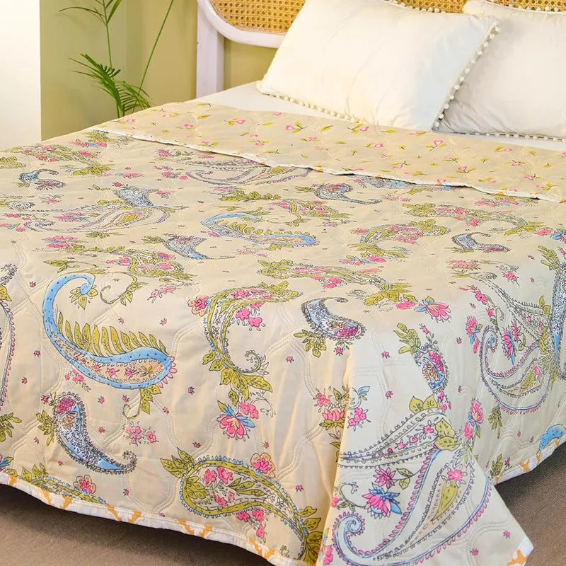 RoyalEase Reversible Comforter - 220 GSM media 3