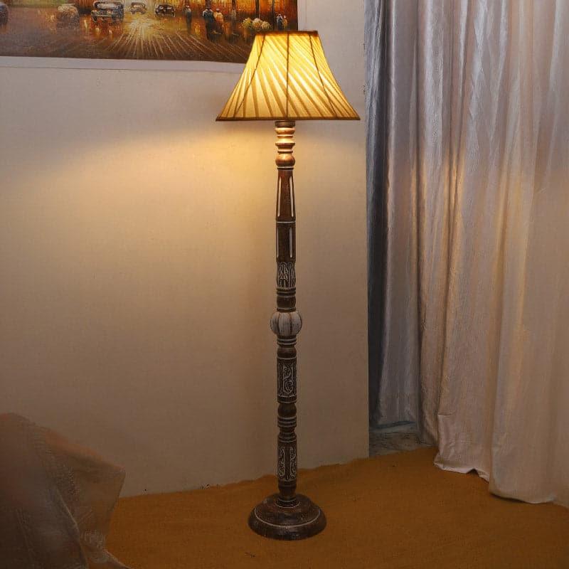 Colto Twist Floor Lamp