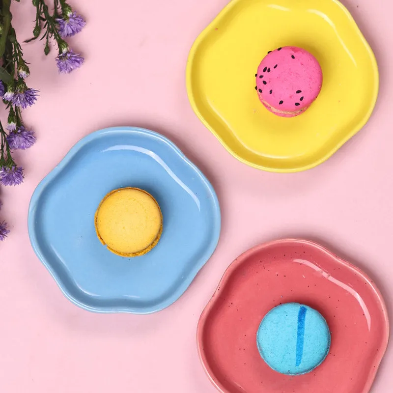 Entrinnia Ceramic Platter - Set of Three media 1