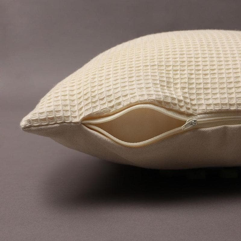 Dig Inn Weave Cushion Cover media 7