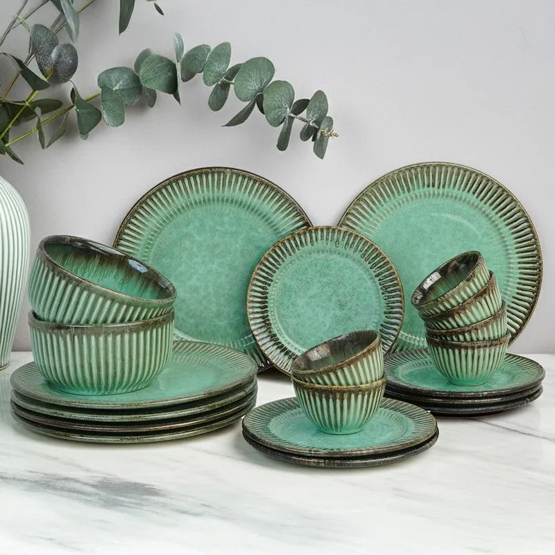 Mintora Green Ceramic Dinner Set - 20 Piece Set media 1