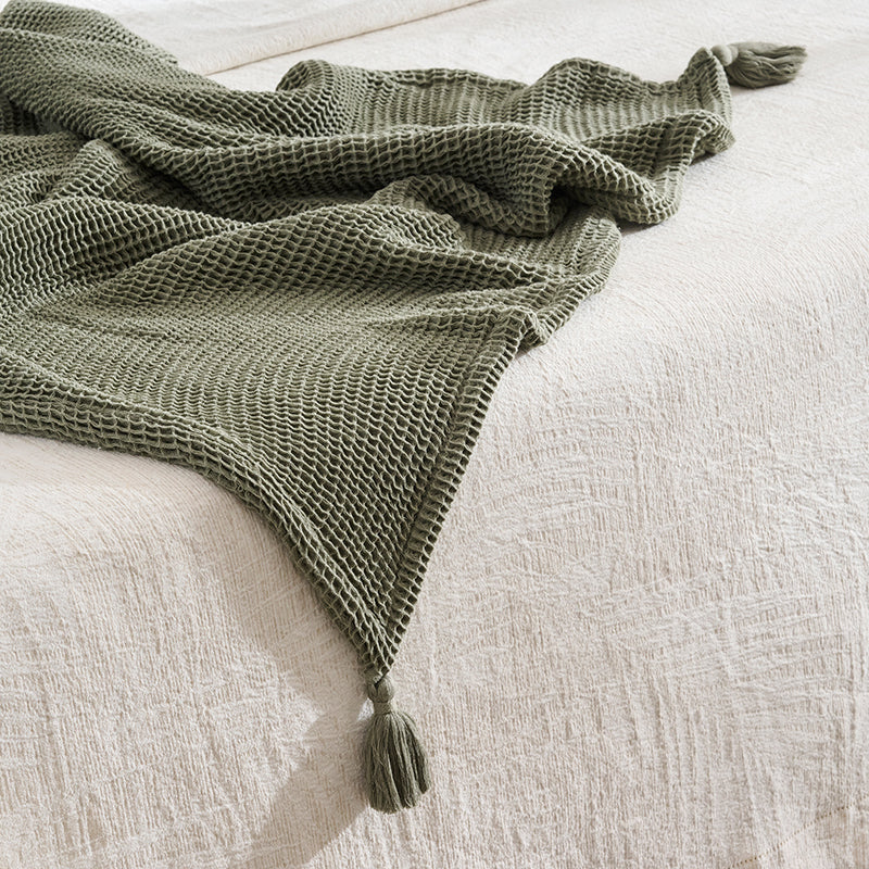 Fibrance Cotton Throw - Sage Green media 3