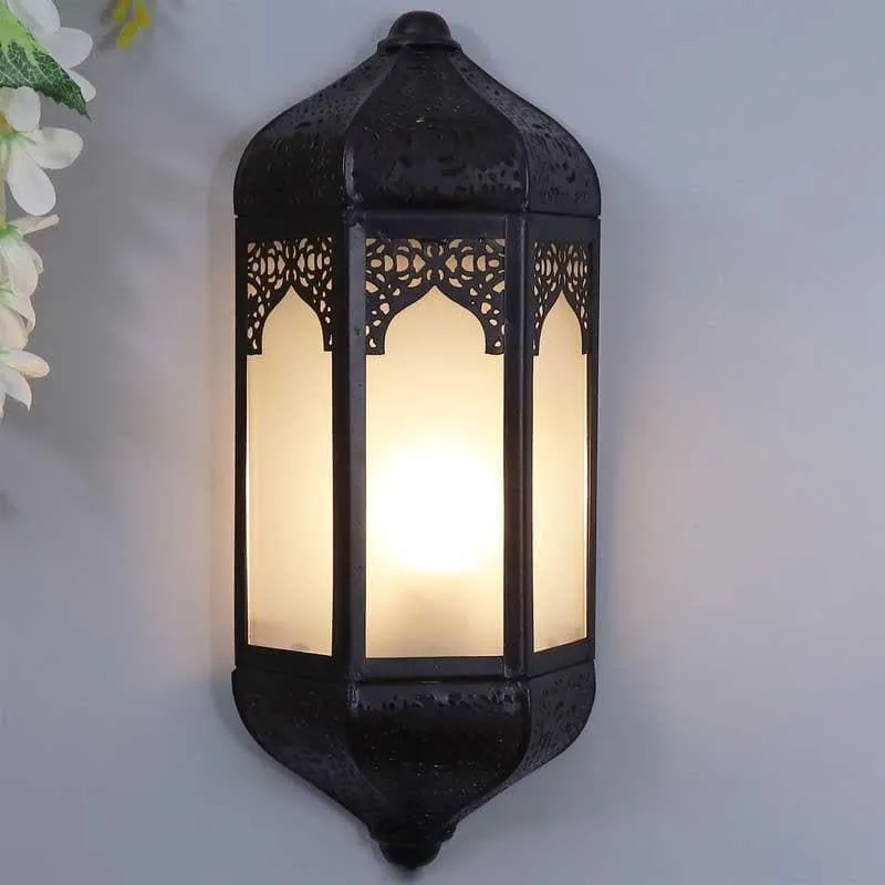 Amina Metal Wall Lamp media 1