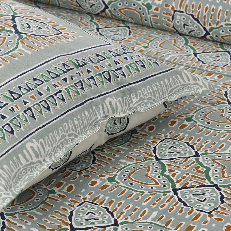 Seijun Mural Cotton Bedsheet (Grey) - 180 TC media 3