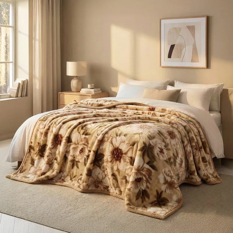DIANA light weight Cloudy Mink Blanket - Beige media 1