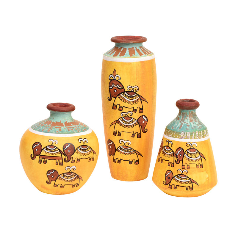 Zia Terracotta Vase - Three Piece Set media 3