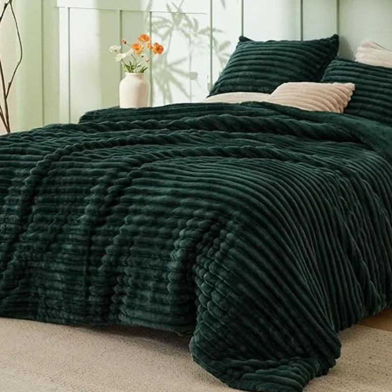 SleepScape Faux Fabric Blanket (Green)- 300 GSM media 3