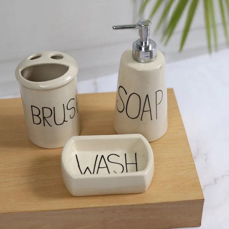 Essentio Bathroom Set - Three Piece Set media 4