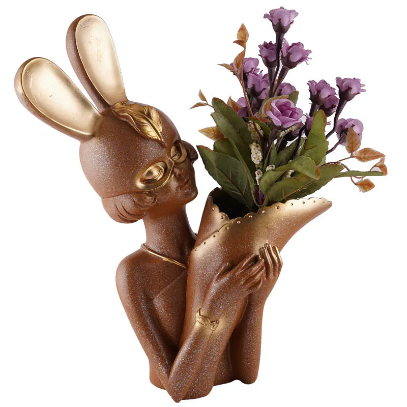 Thaisa Polyresin Vase - Brown & Gold media 4
