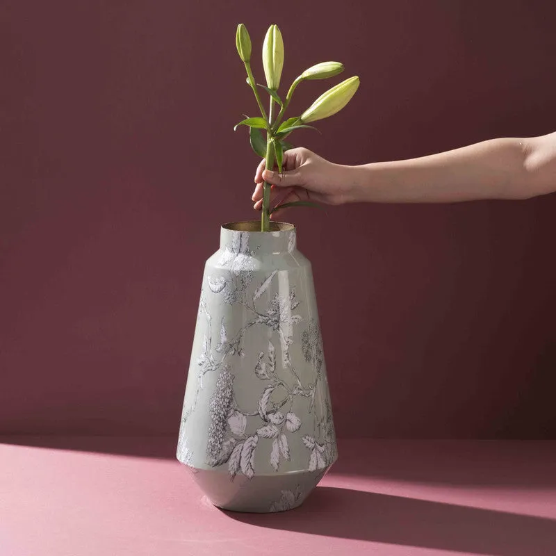Tranquil Iron Vase media 4