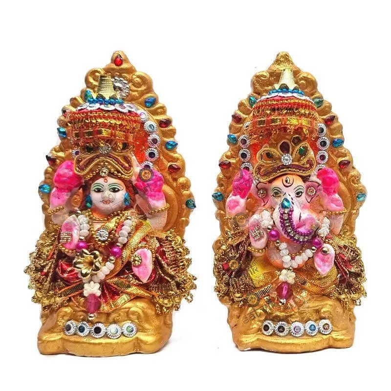 Divine Lakshmi Ganapati Idol Set media 3