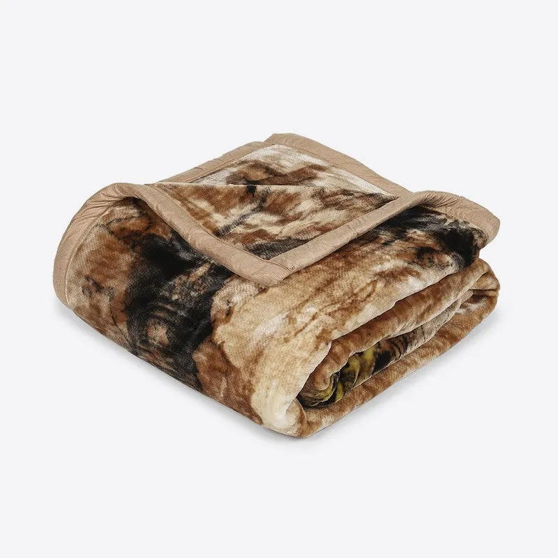 Monte Carlo Autumn Embrace Blanket (Brown) - 947 GSM media 5