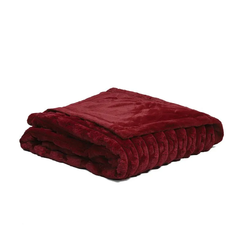 Monte Carlo Crimson Comfort Reveisible Blanket (Maroon)- 850 GSM media 6
