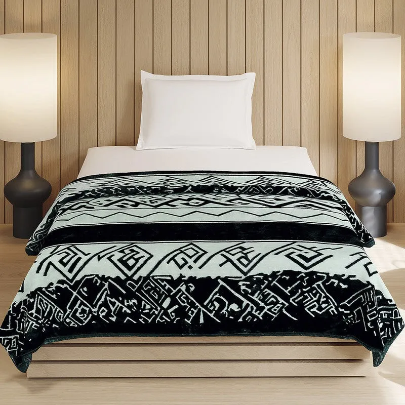 Monte Carlo Mystic Echo Blanket - 540 GSM media 1
