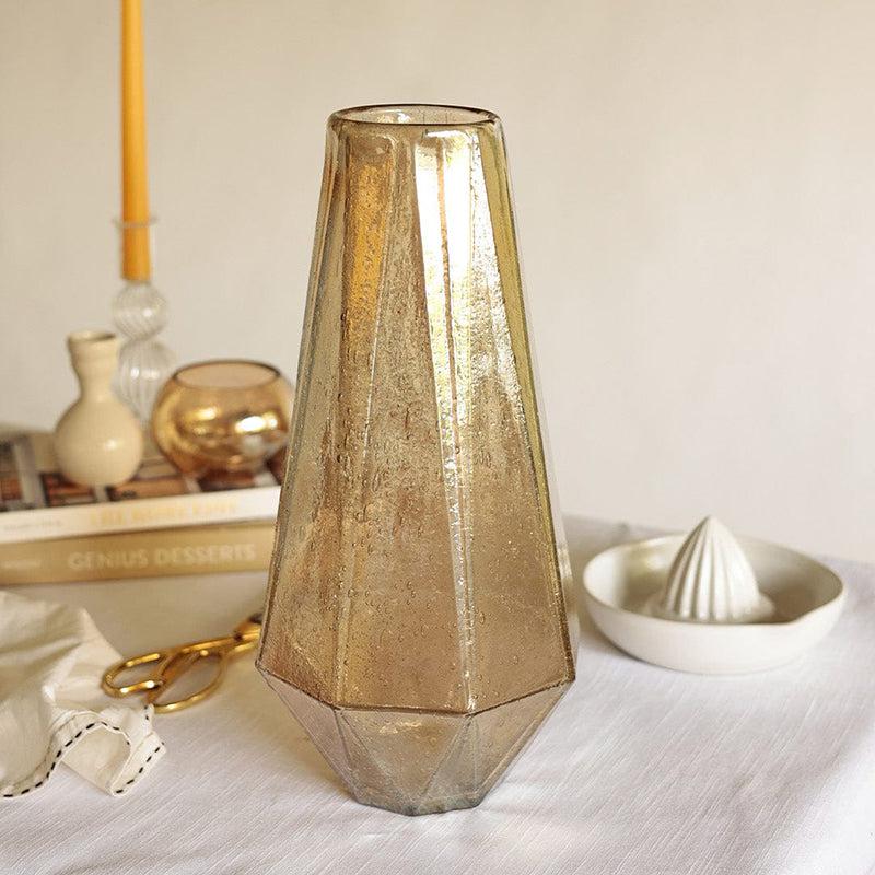Tasseleate Glass Vase