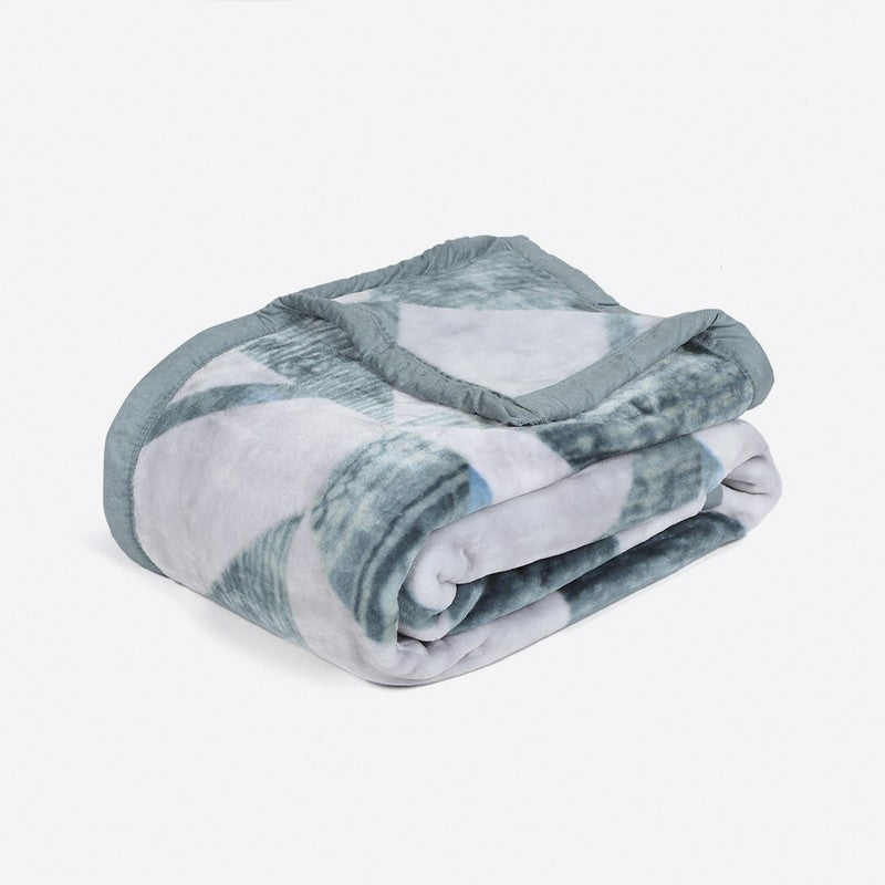 Monte Carlo Twilight Dreamscape Blanket - 625 GSM media 5