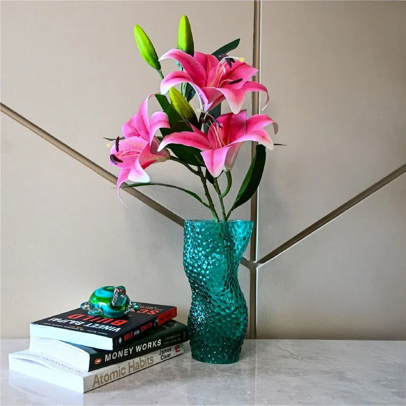 Verdant Wave Designer Vase - Green media 1