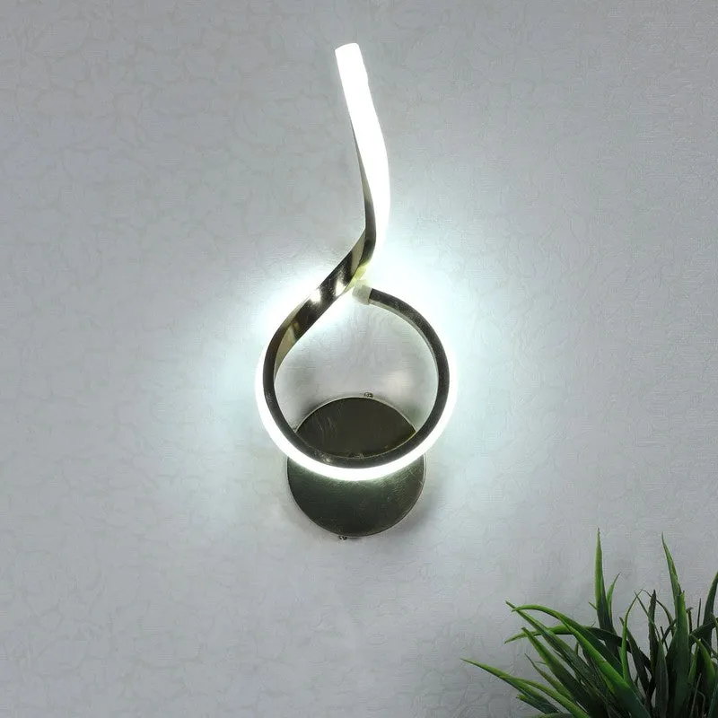 Coryra Iron Wall Lamp media 4