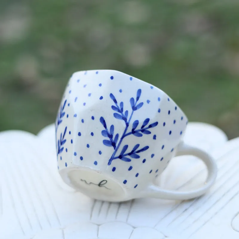 Bettina Ceramic Tea Cup (200 mL)/Blue,White) media 1