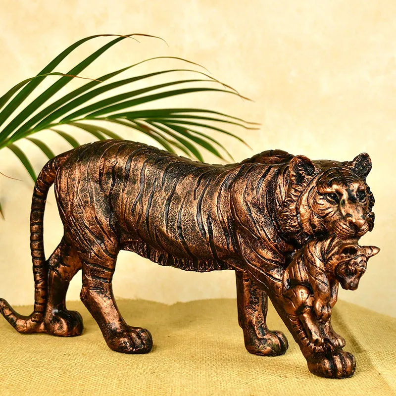 Tigress Grace Showpiece media 7