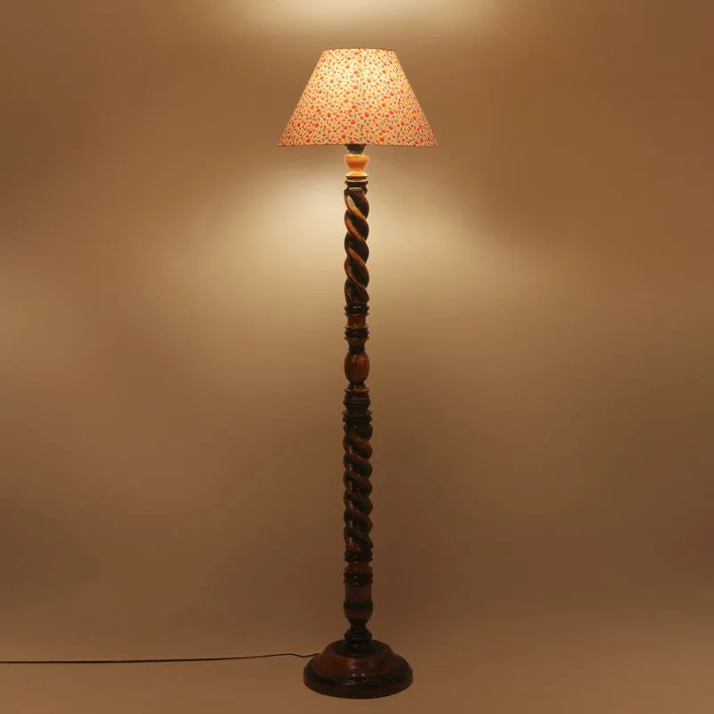 Conique Edge Floor Lamp media 4