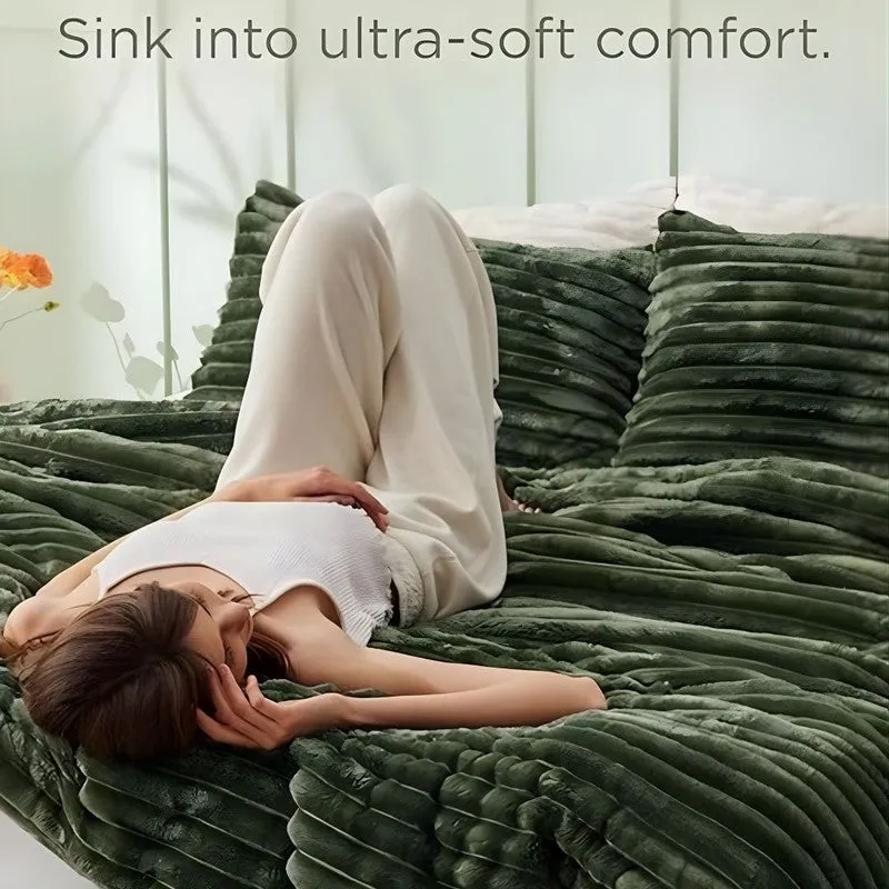 Pure Drape Comfort (Green) Bedding Set - Four Piece Set media 5