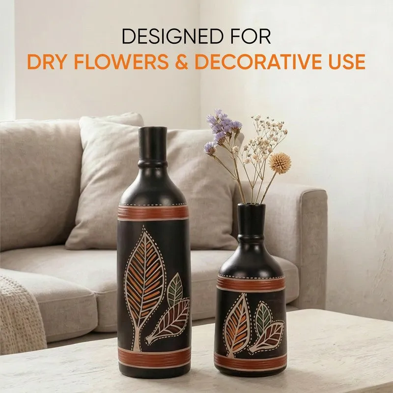 Rufaro Tribal Terracotta Vase - Set Of Two media 3