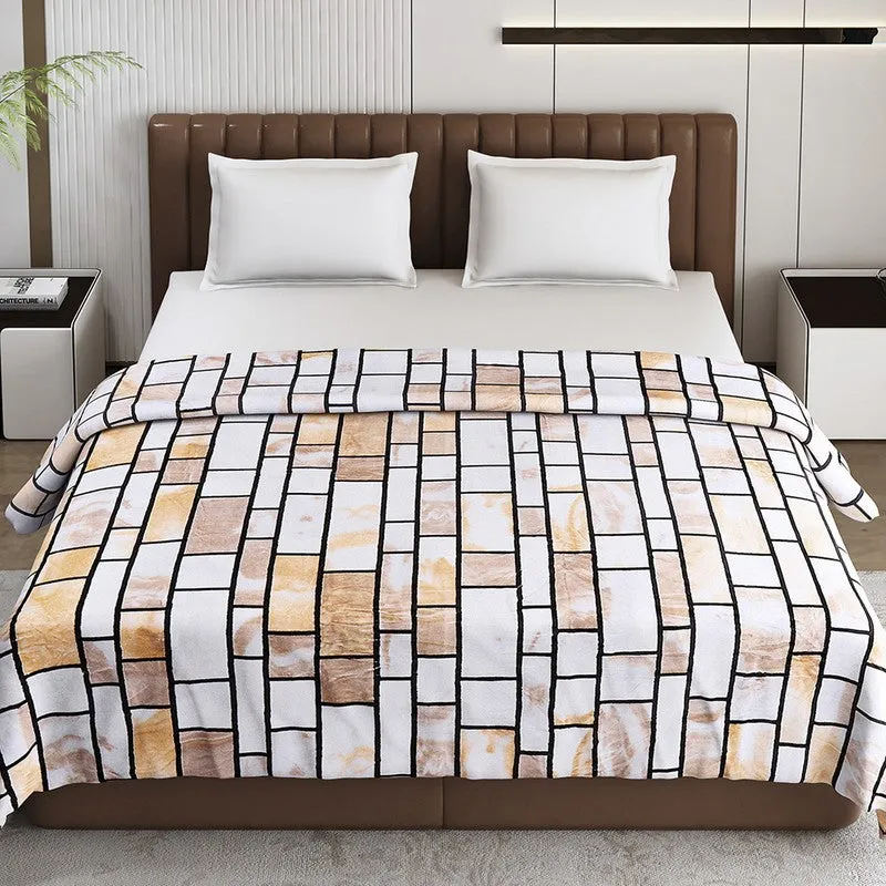 Monte Carlo Strivox Linear Block Polyester Blanket (Light Brown) - 300 GSM media 3