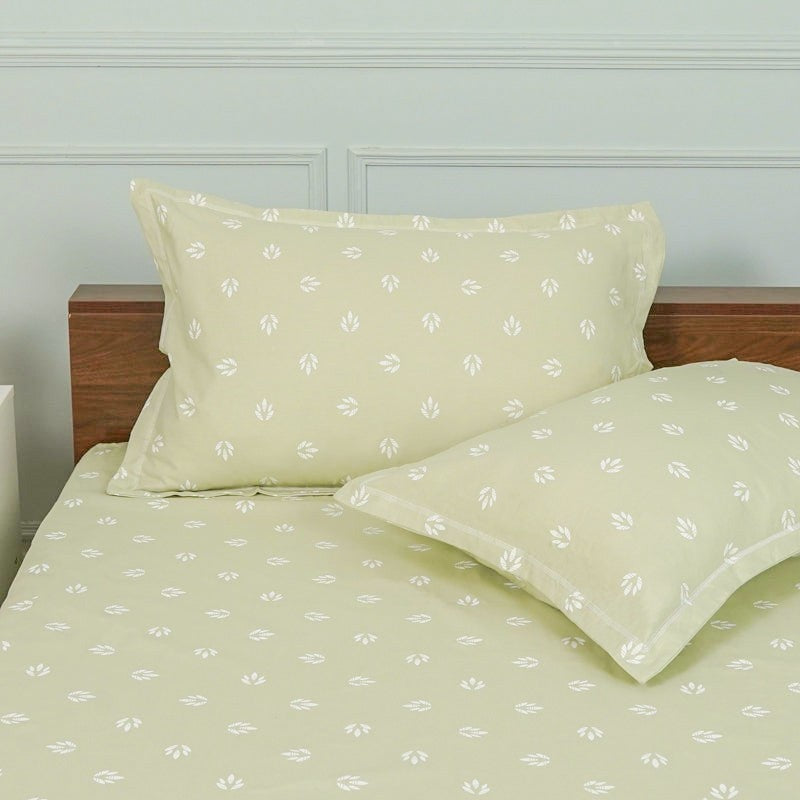 Gazal Floral Cotton Bedsheet (Green) - 170 TC media 4