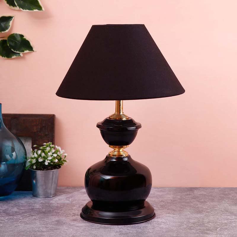 Curves Cotton Table Lamp - Black media 3