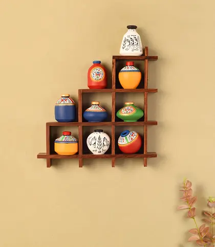 Terracotta · Wood