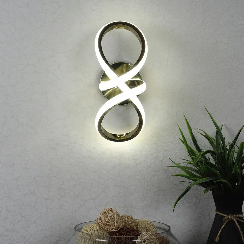Belindra Iron & Acrylic Wall Lamp media 1