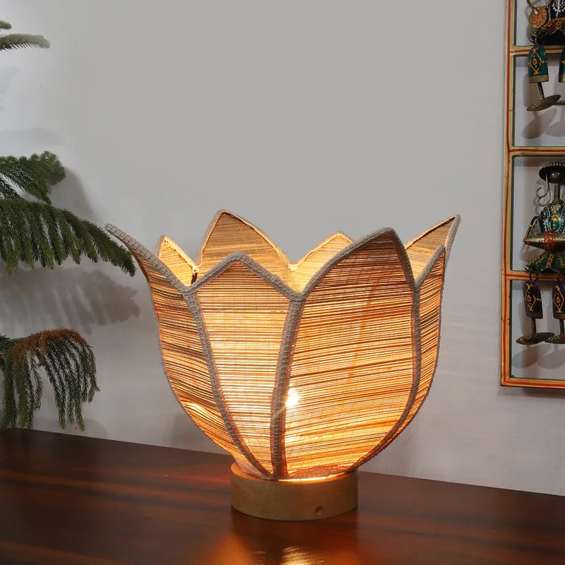 Terranox Bamboo Petal Curve Table Lamp - Beige media 2