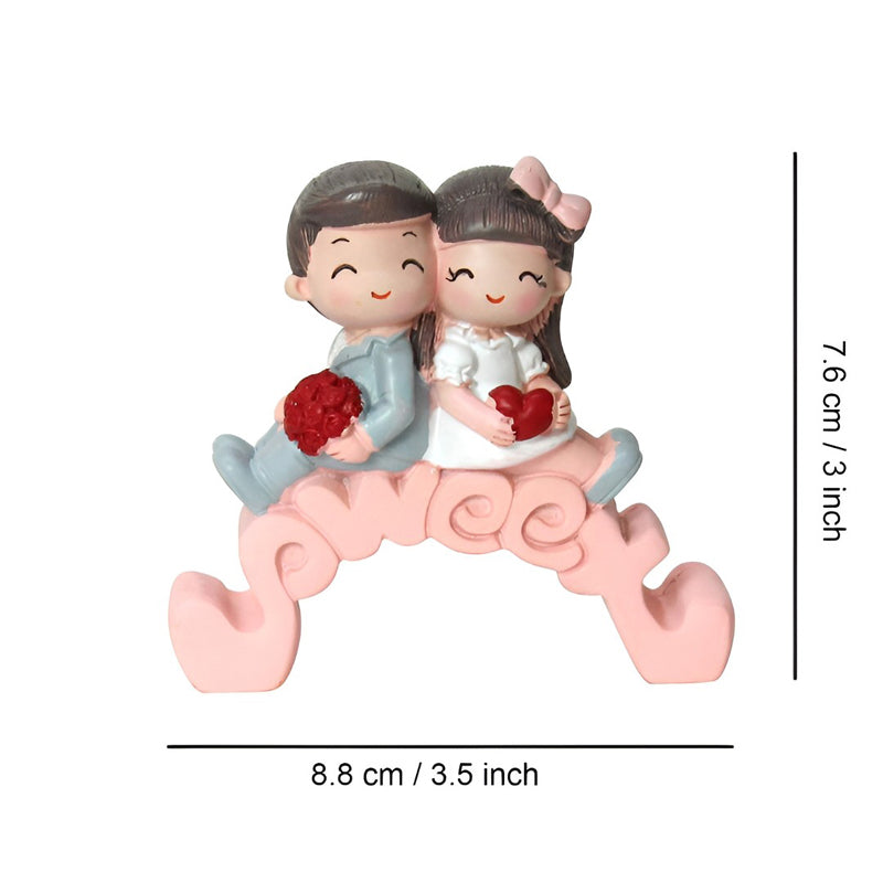 Sweet Couple Resin Showpiece media 5