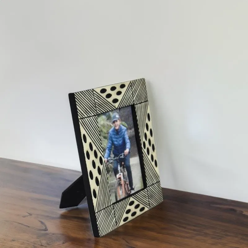 Spotted Lite Photo Frame media 1