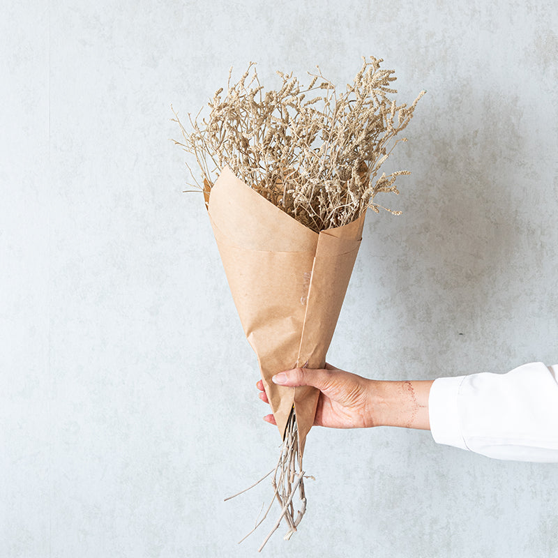 Ariel Dried Statice Flower Bunch media 3