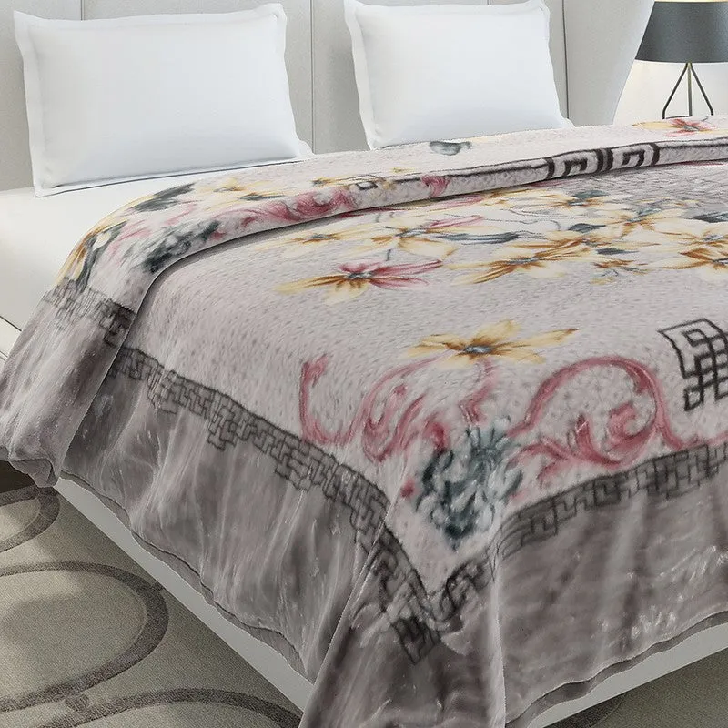 Monte Carlo Whispers of Elegance Blanket - 852 GSM media 4