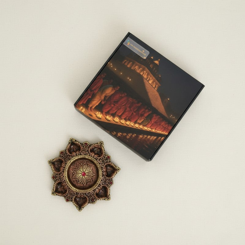 Ujjvalika Terracotta Urli media 8