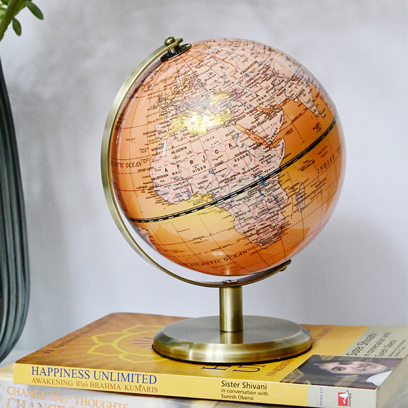 Around The World Showpiece - Gold image 4