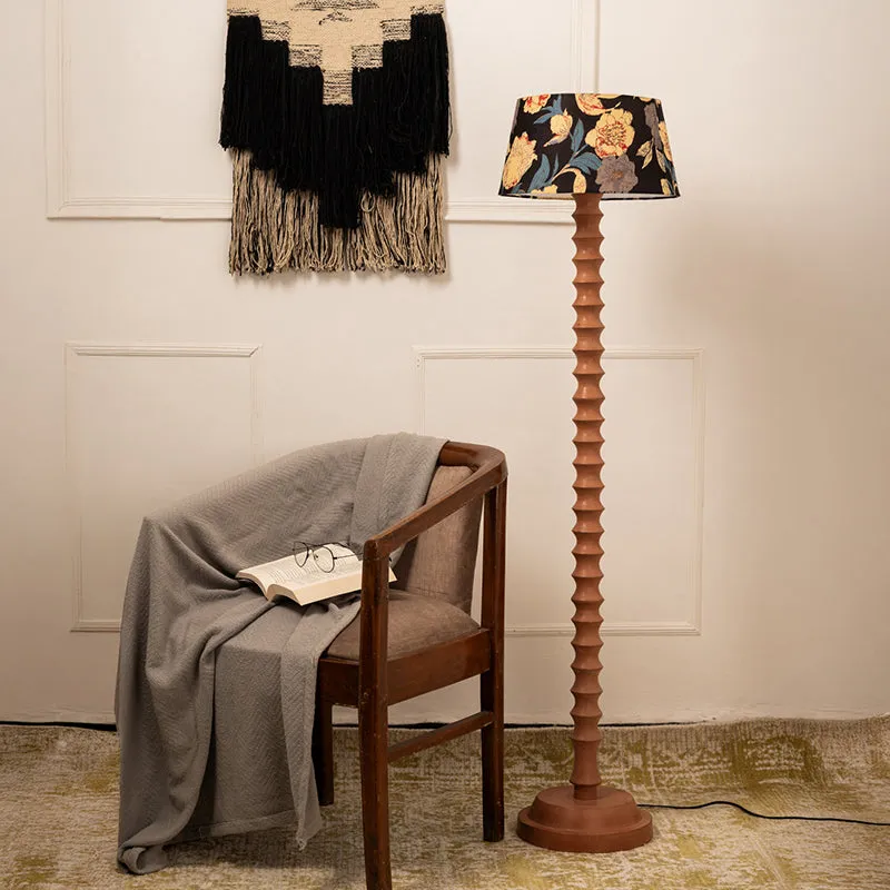 Lighra Prsim Lotus Floor Lamp media 2