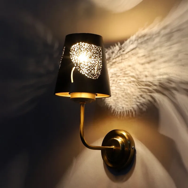 AuraCut Leaf Metal Wall Lamp media 7