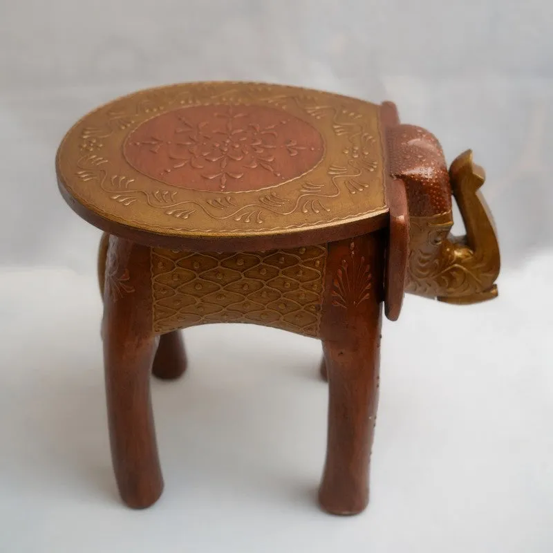 Oriva Painted Mango Wood Stool media 5