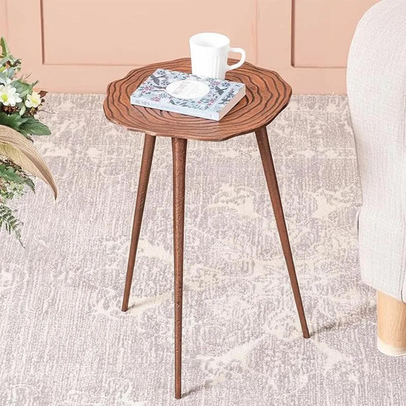 Amalyn Accent Table - Copper media 1